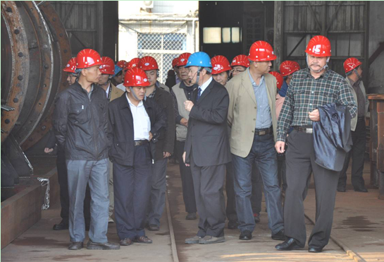 与会领导、专家参观鑫海公司